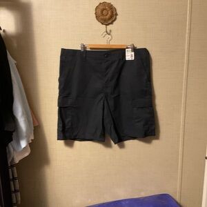 Men's Versatile Black Cargo Shorts
